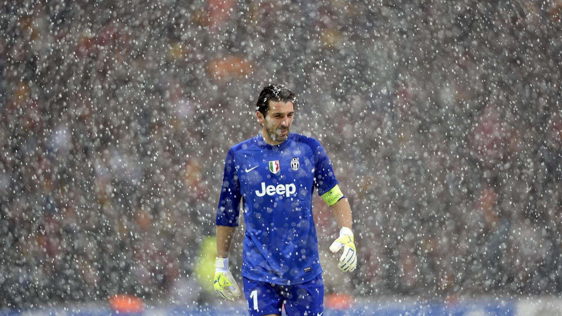 熊猫体育赛事-切特·霍姆格伦，无解之矛，雄鹿正面击溃吉林的战术密码